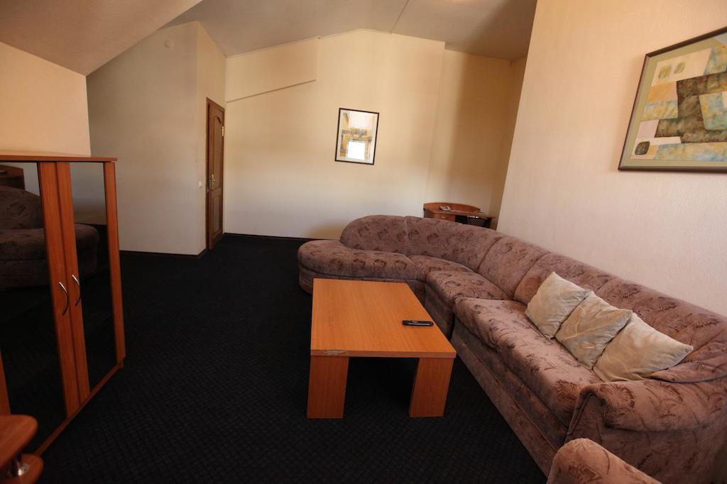 Hotel Kim Mogilev Esterno foto